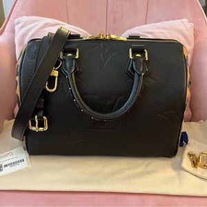 Authentic Louis Vuitton Wild at heart black speedy empreinte 25 Bando Crossbody
